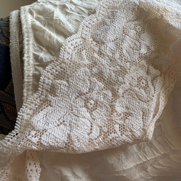 Anthropologie tank w lace overlay, size S - Picture 4 of 7